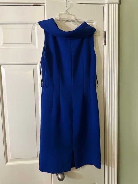 Tahari || Size 6 || Sleeveless Cowl Neck Midi Dress || Professional || Afterwork