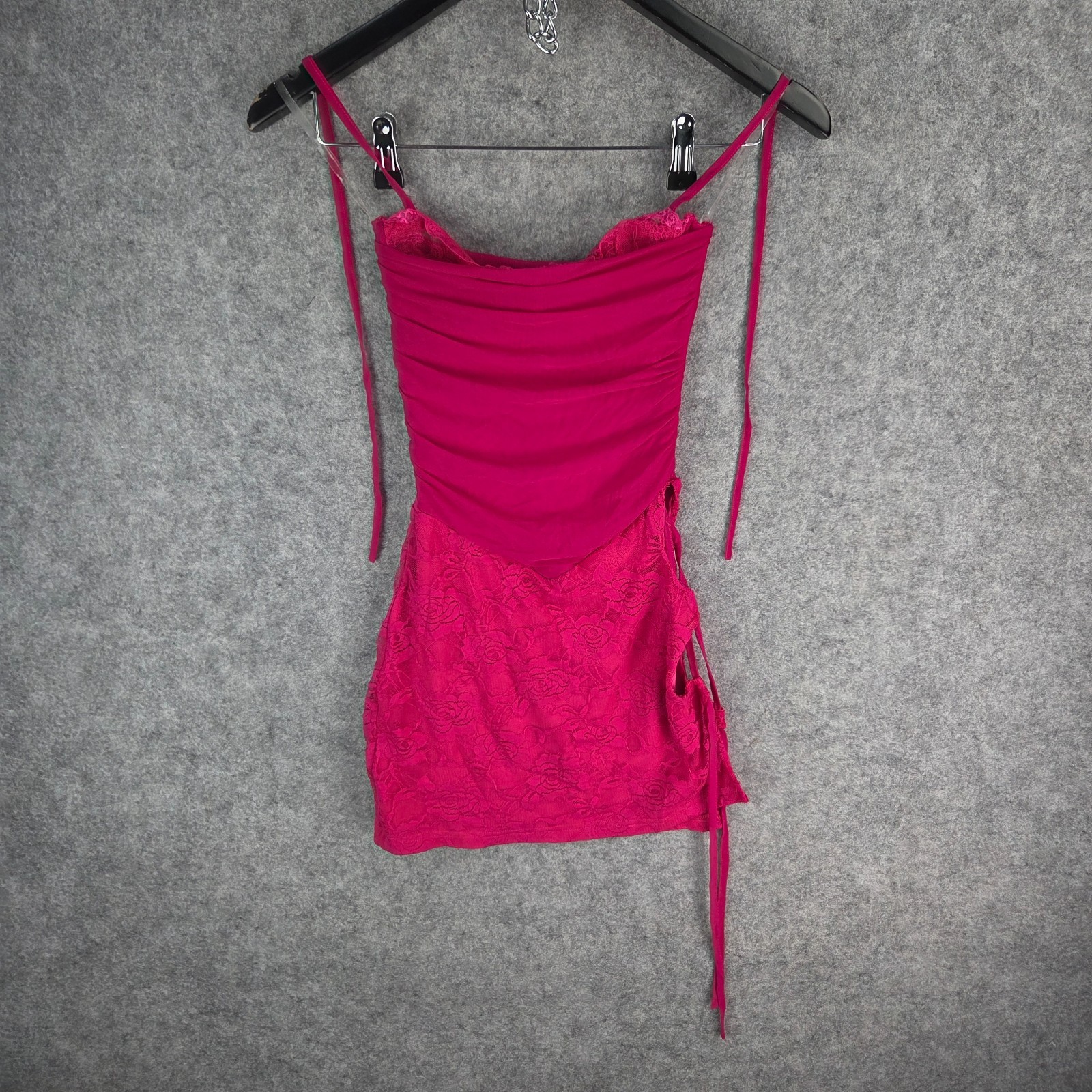 Outcast Dress Womens 2XS Pink Giovanna Mini Lace NEW 14878
