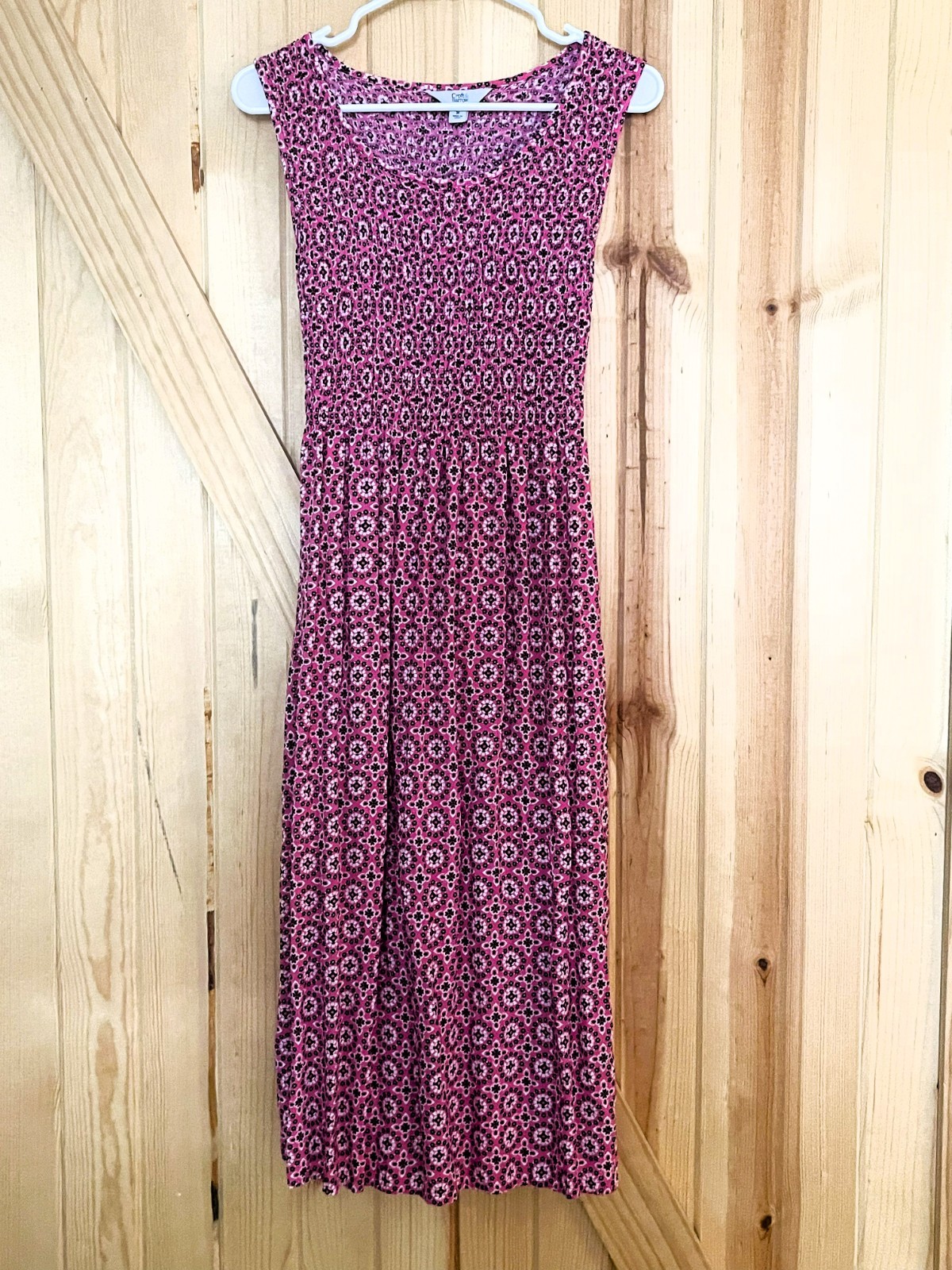 Pink SUN DRESS Croft & Barrow size Medium smocked bodice casual comfortable