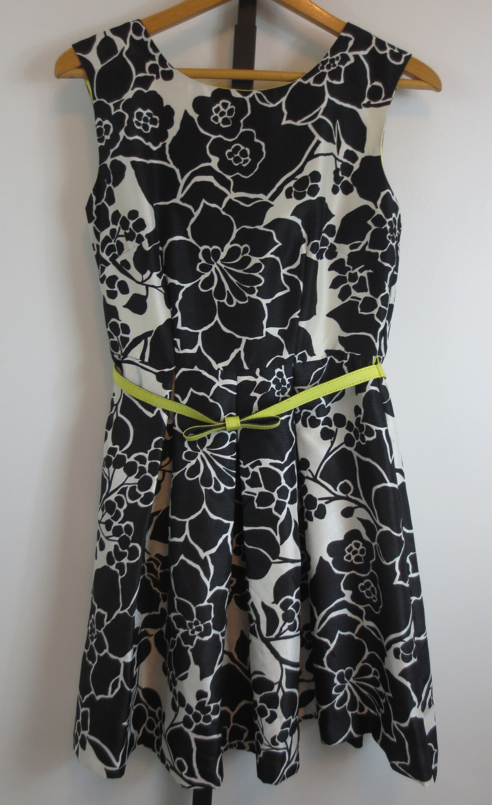 The Limited Fit and Flare Dress Womens Size 4 Black White Floral Yellow Bow Belt