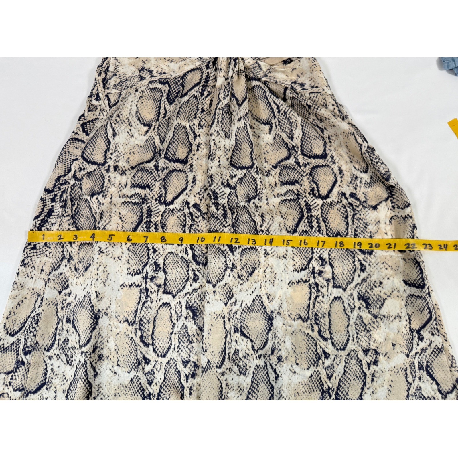 AQUA Womens Snakeskin Print Twist Front Sleeveless Midi Dress Neutral Beige M