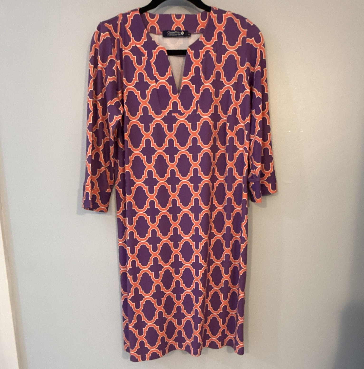 GameWay by Katherine Way Women’s M Knee Shift Dress V-Neck 3/4 Purple Orange