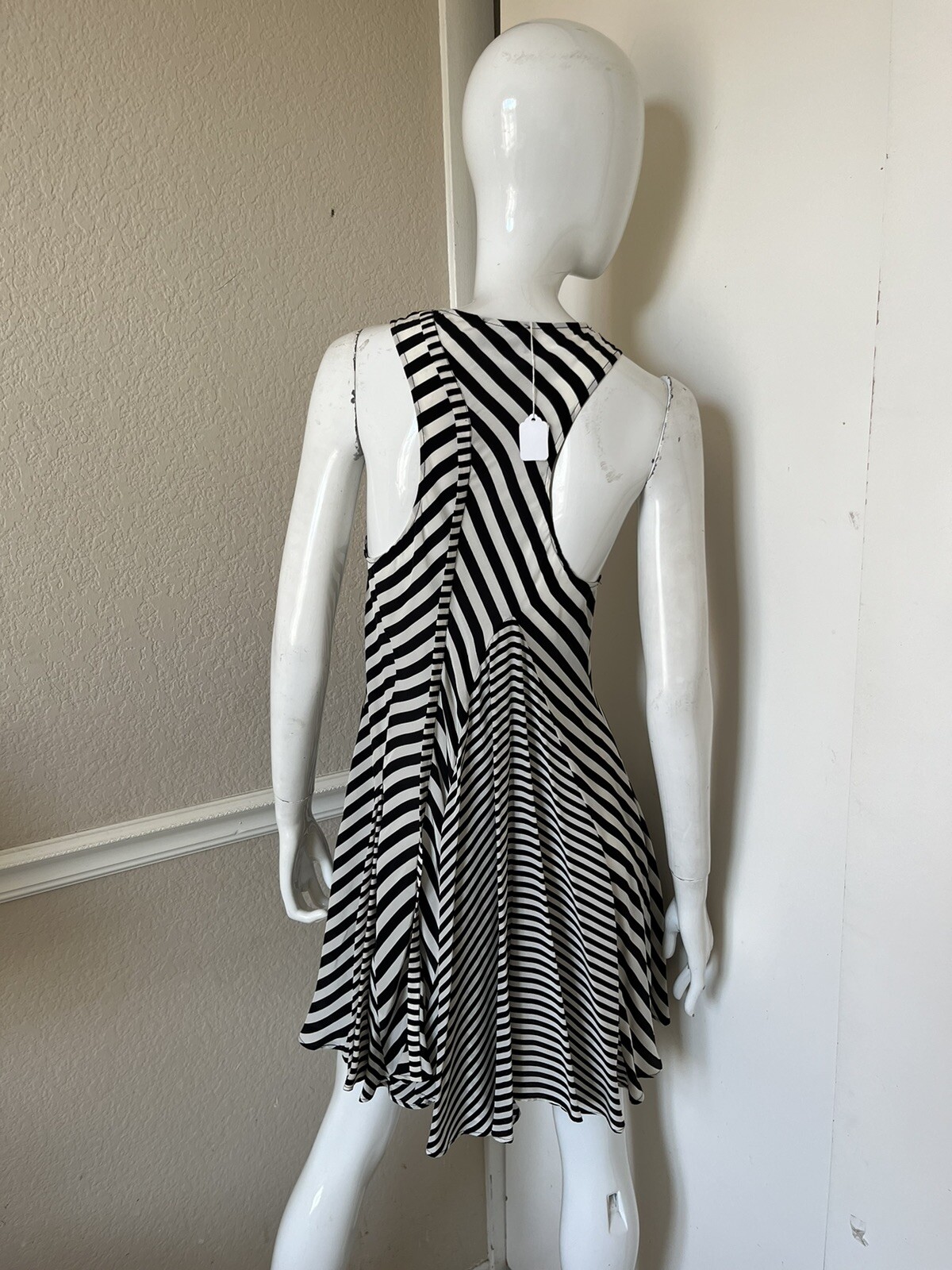 WAYNE BARNEY’S NEW YORK NEW! Black/Ivory Stripe 100% Silk A-Line Dress Sz S