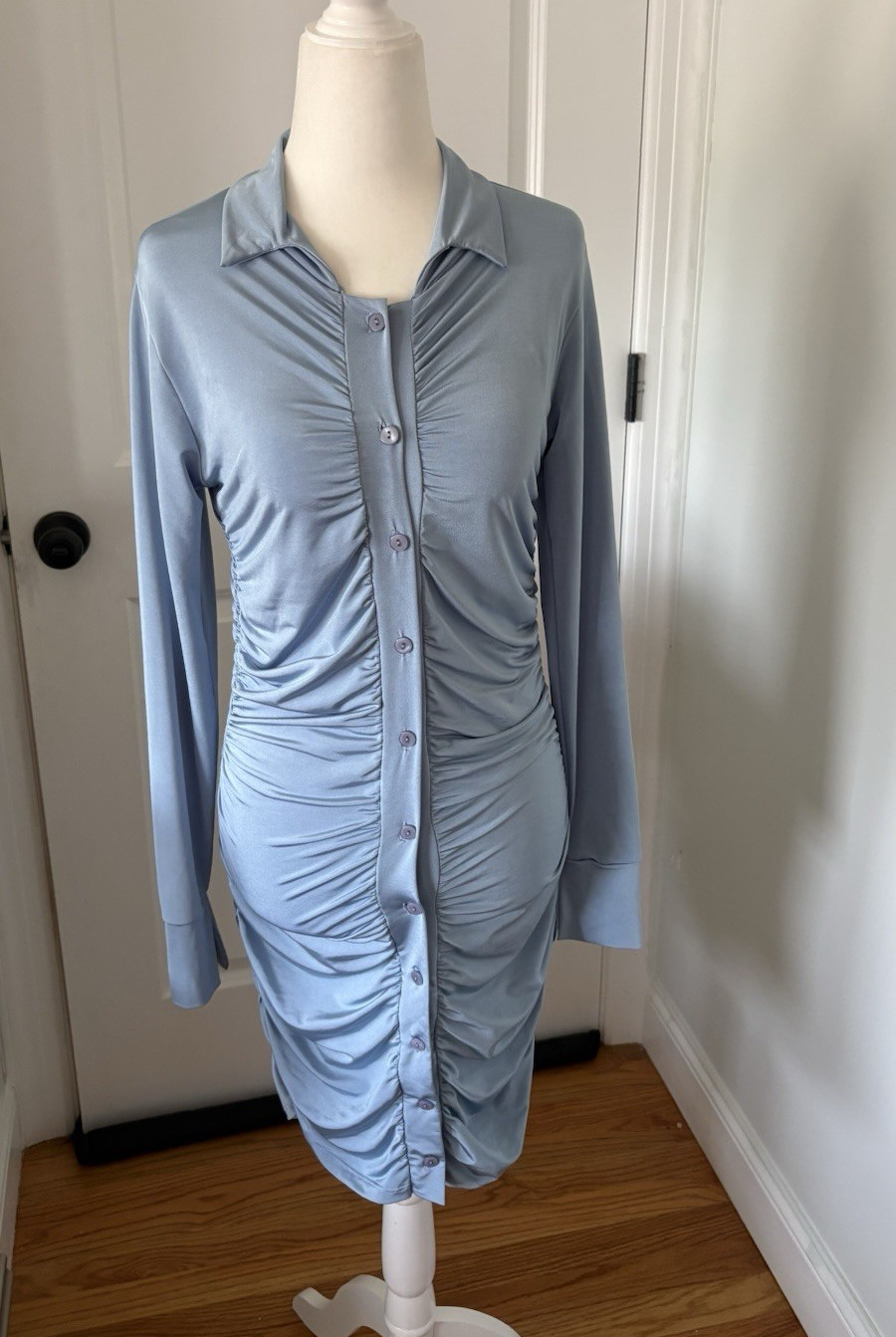 PRETTYLITTLETHING Blue Collared Button Front Ruched Long Sleeve Midi 4