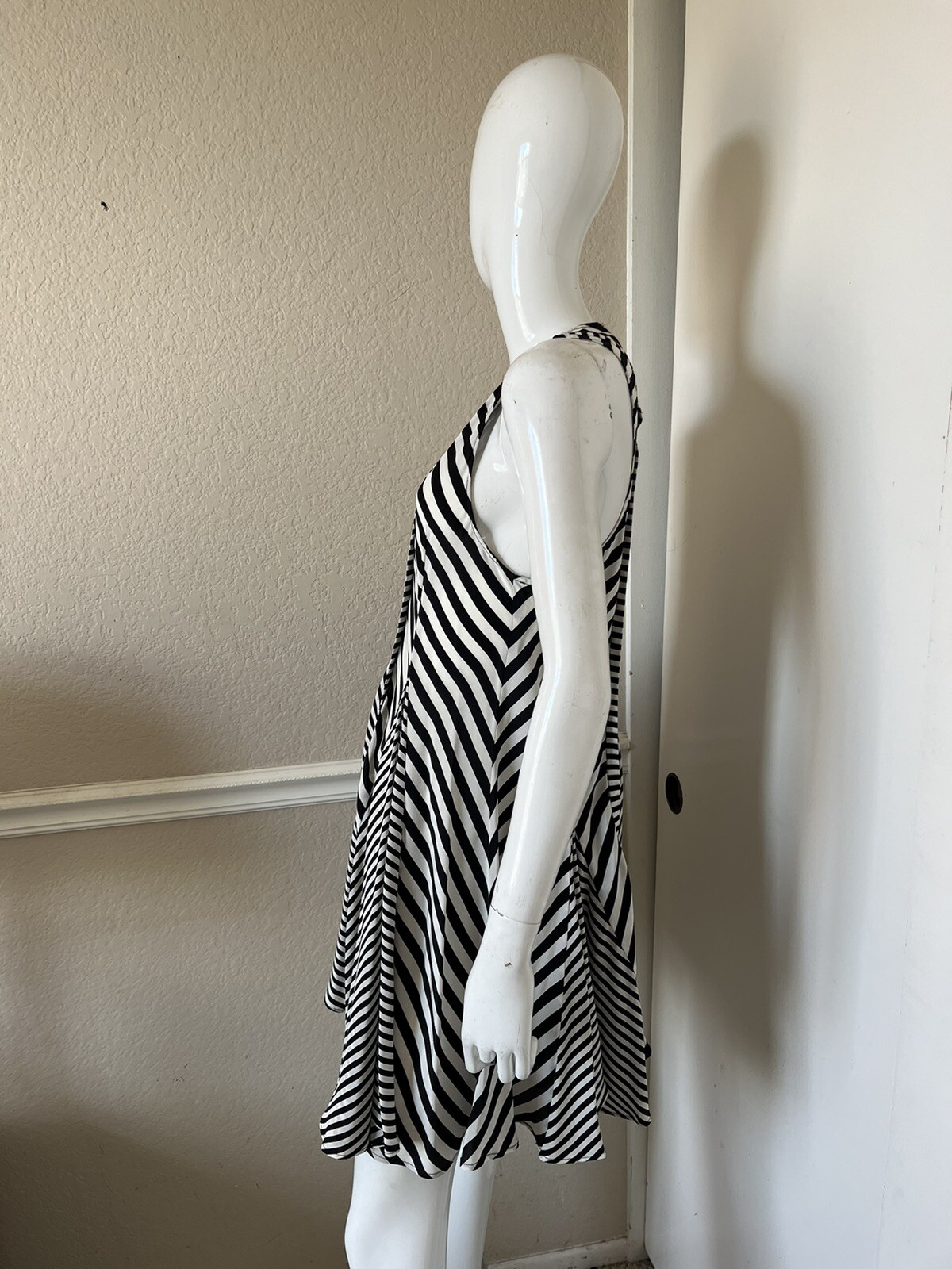 WAYNE BARNEY’S NEW YORK NEW! Black/Ivory Stripe 100% Silk A-Line Dress Sz S