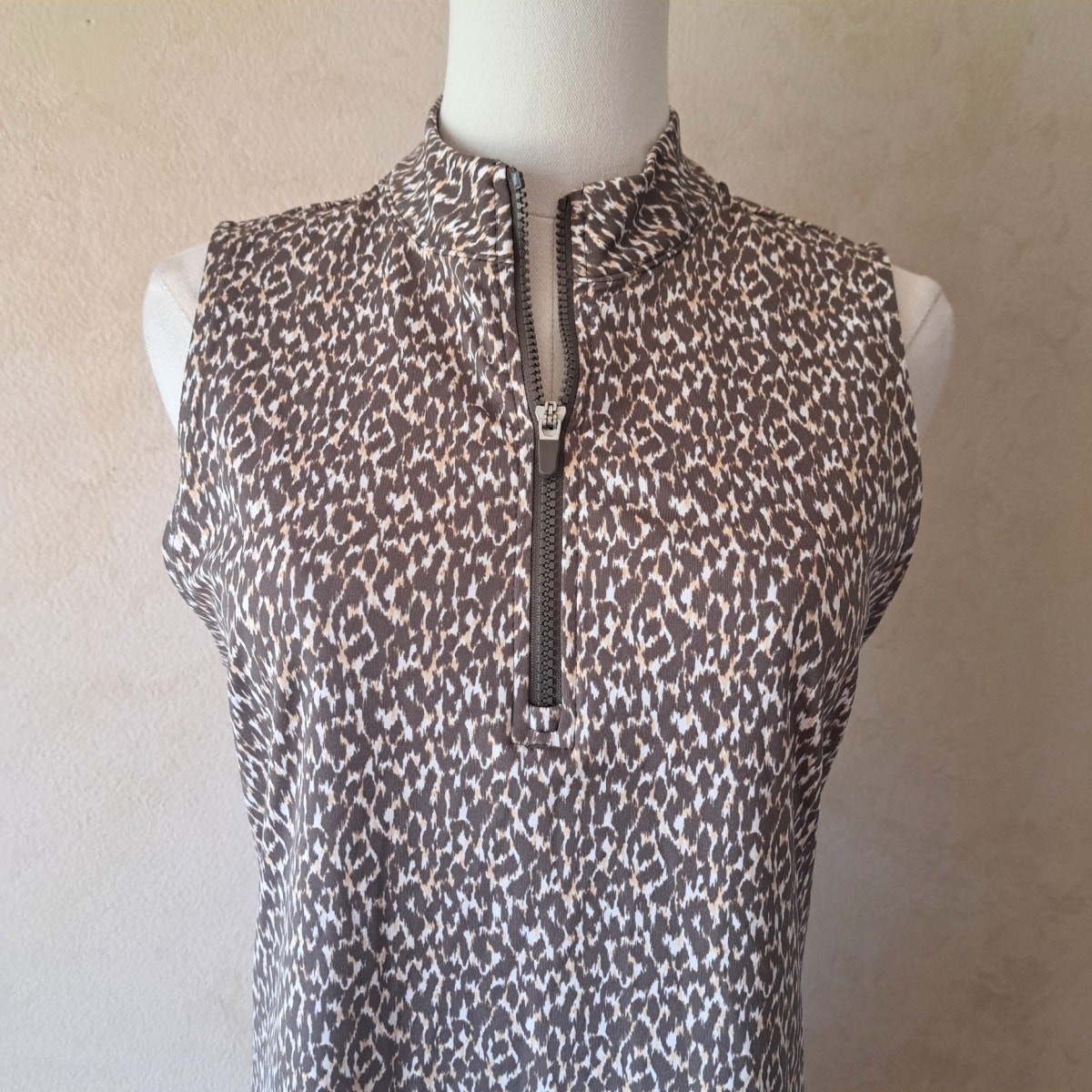 TOMMY BAHAMA Everyday Active Leopard Animal Print 1/4 Zip Mini Dress Large Brown