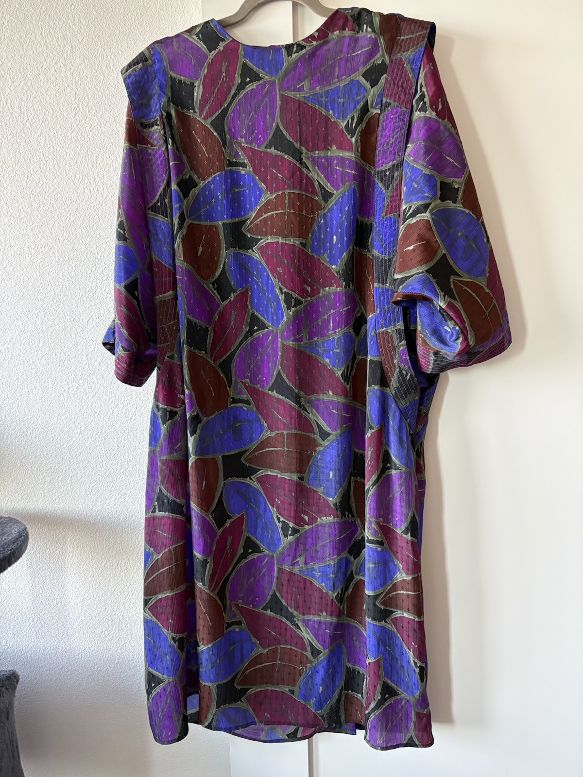 Michael Allen ltd. Purple Leaf Print Shift Dress 3/4 Sleeve