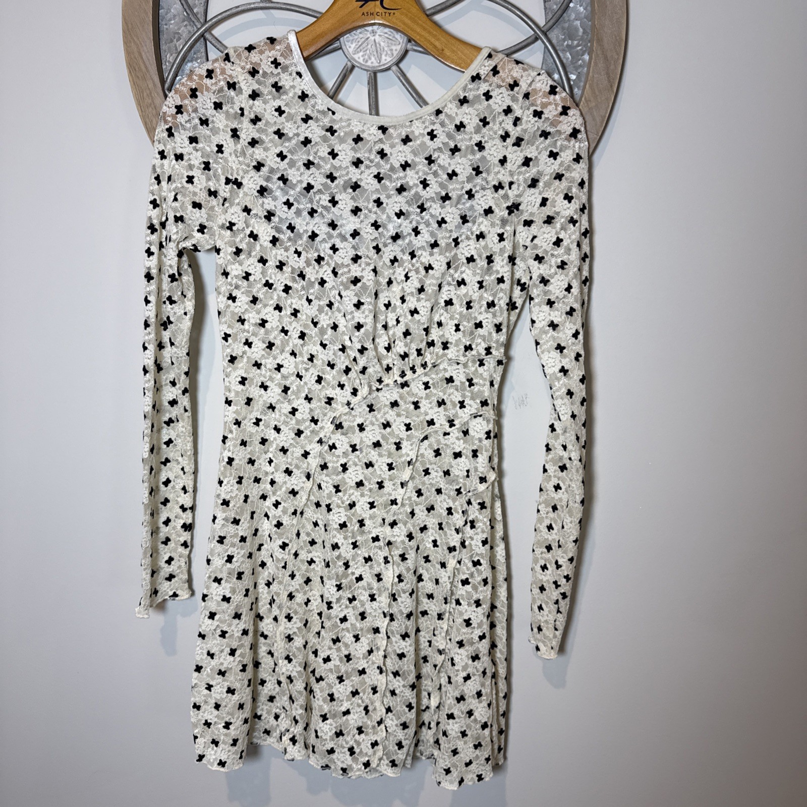 Free People Lace Dress XS Cream Black Butterflies Long Sleeve Tie Neck Back Snap