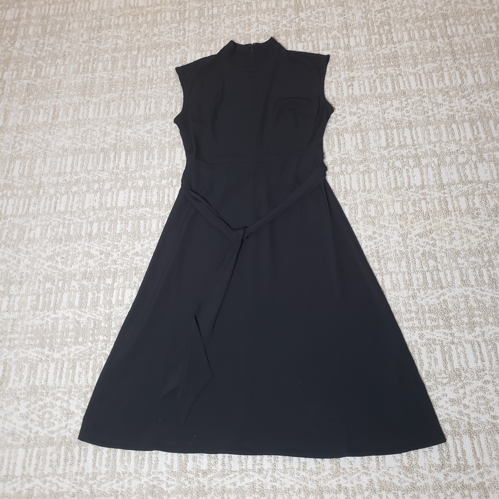Express Black Mock Neck Midi Fit & Flare Sleeveless Back Zip Closure Small NWT