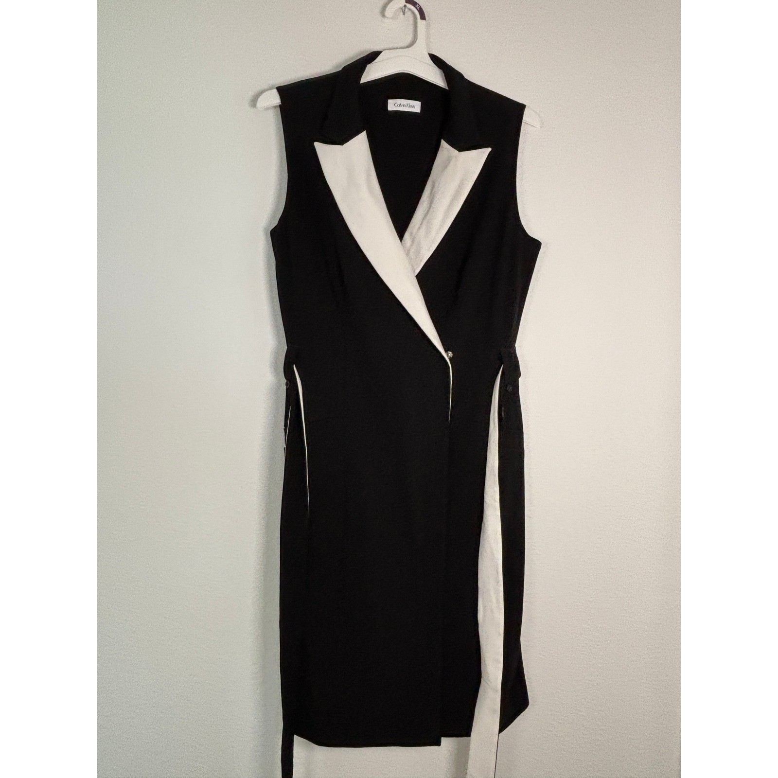 Calvin Klein Black White Colorblock Sleeveless Wrap Sheath Dress Belted Labeled
