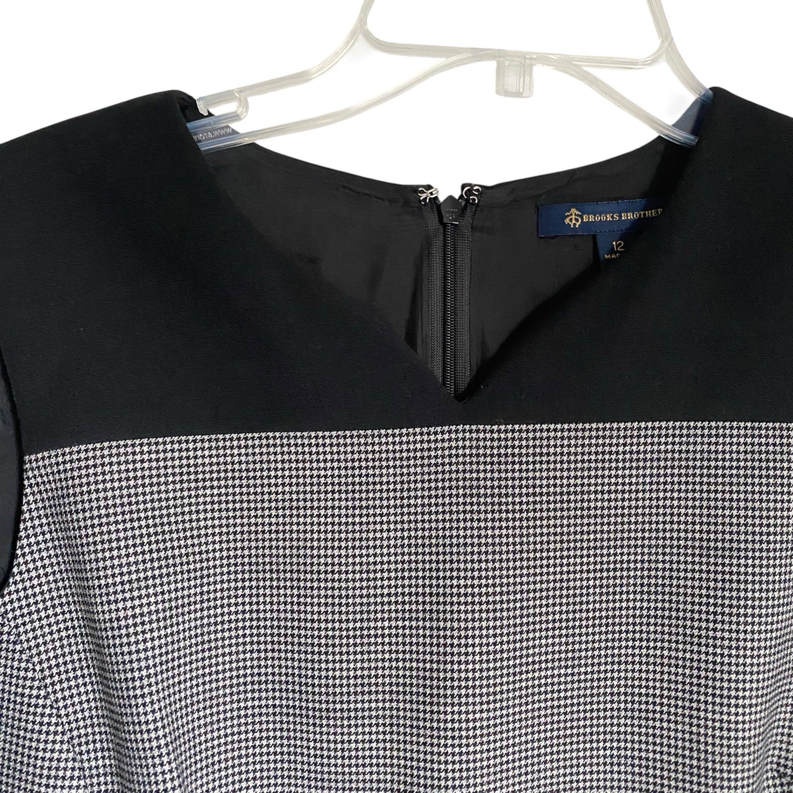 Brooks Brothers Houndstooth Gray Sheath Dress 12 Wool Sleeveless Classic Office