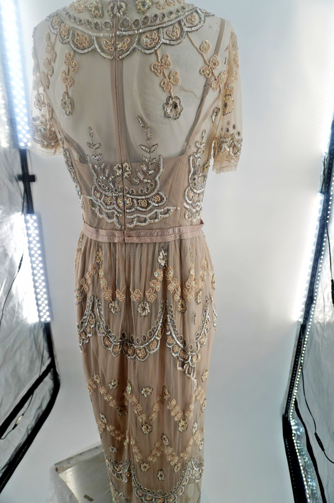 NEEDLE & THREAD Women’s Size 10 Nude Sequins Beads Embellished Overlay Long Gown