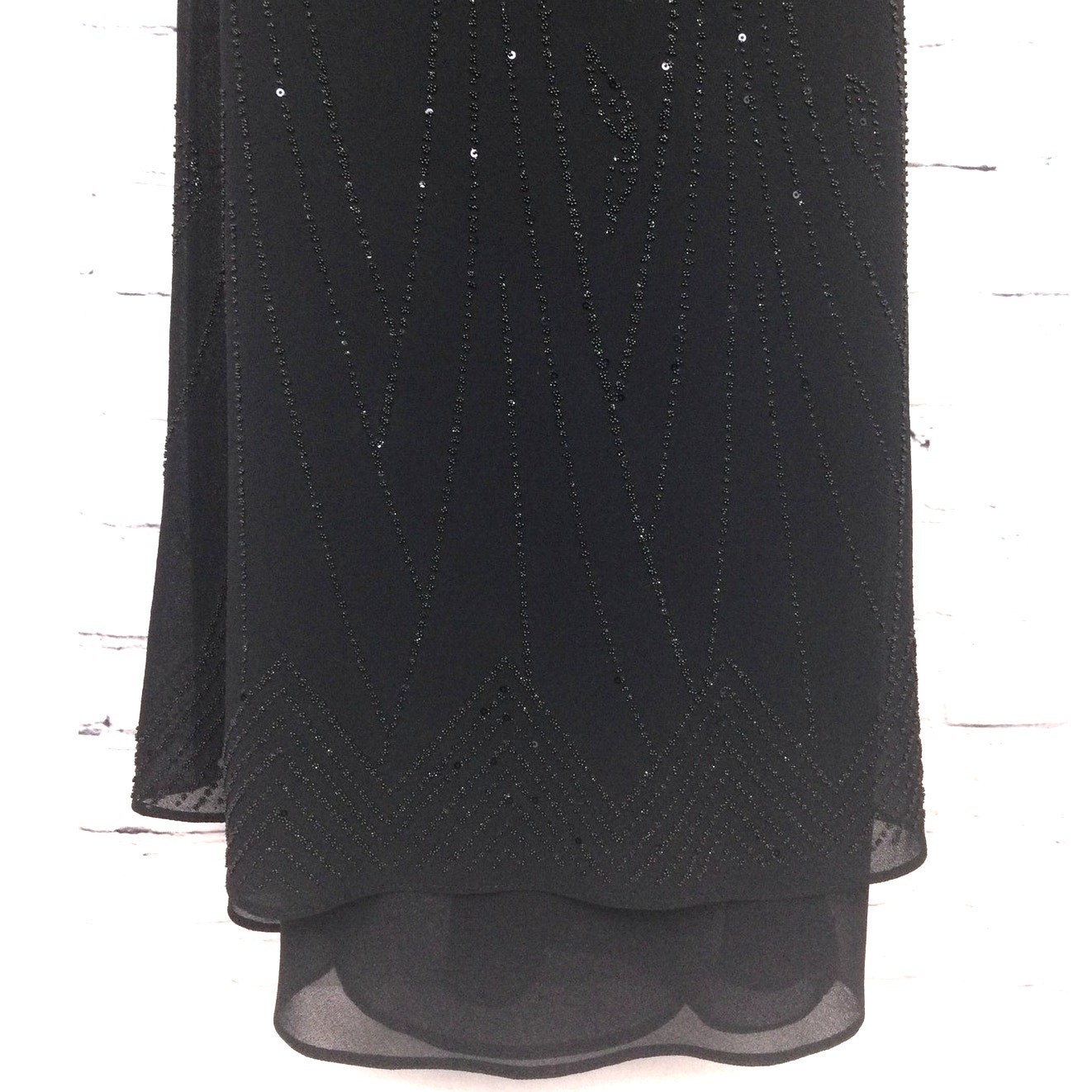Modern Touch 90s Minimalist Gothic V-neck Bead Sleeveless Bias Cut Midi Dress L