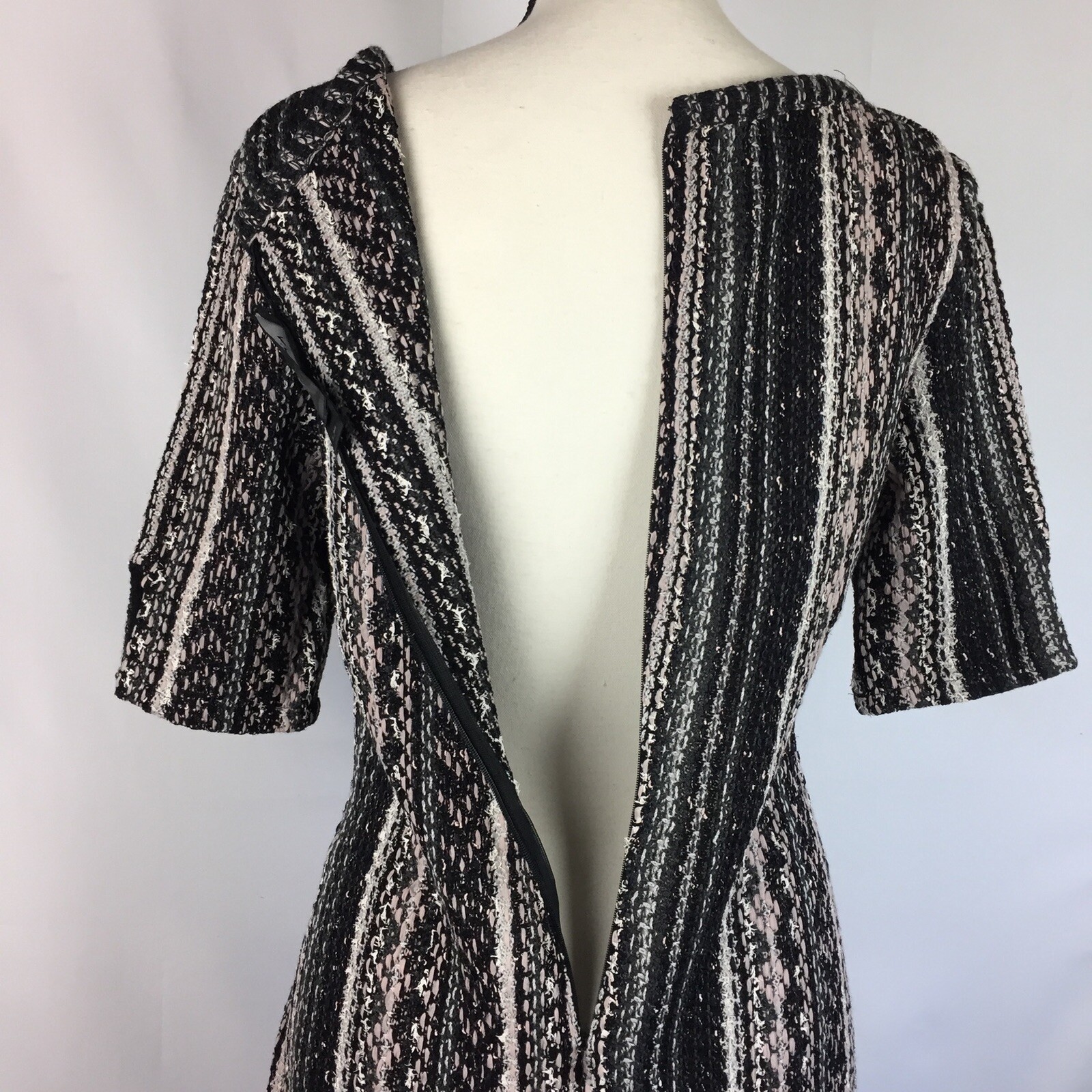 St. John Vertical Striped Tweed Sheath Dress Size 4 Half Sleeve Round Neck