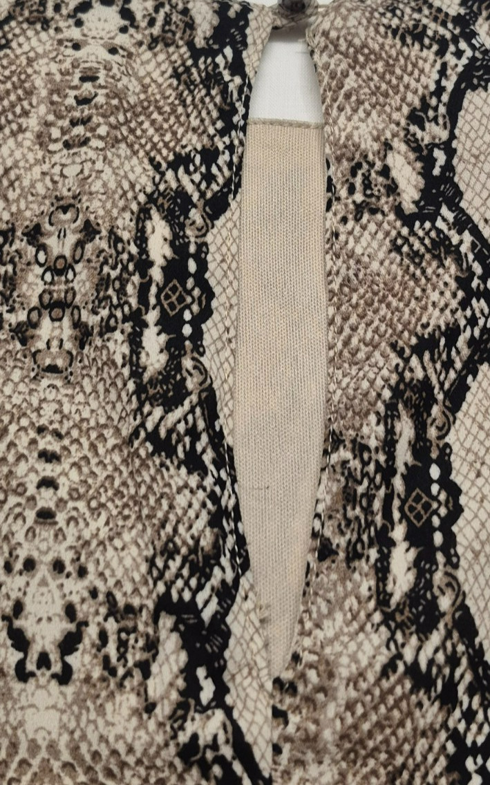 Caramela women’s python snake print A-line fully lined sleeveless dress sz. S