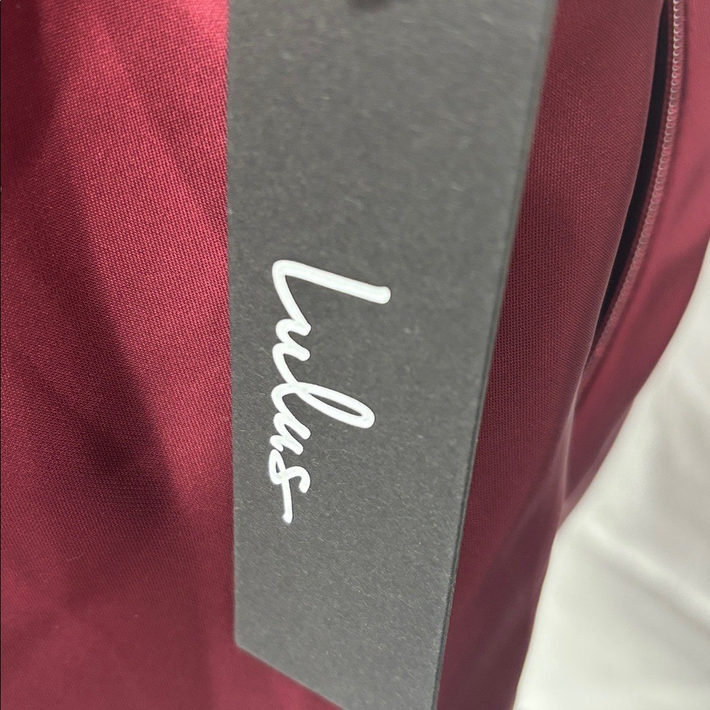 Lulus Classic Elegance Wine Satin Mock neck keyhole back Maxi Dress size XL NWT