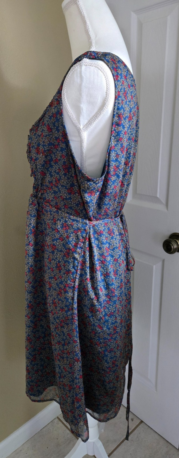 Converse One Sleevless Tie Waist Ruffle Front Floral Dark Blue Dress Size XL