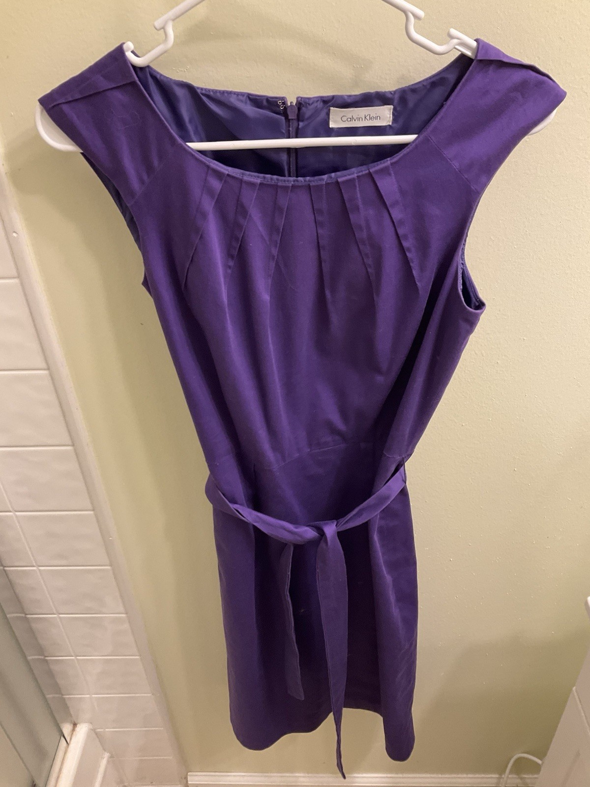 Calvin Klein sleeveless pencil dress purple pleated belt knee length size P