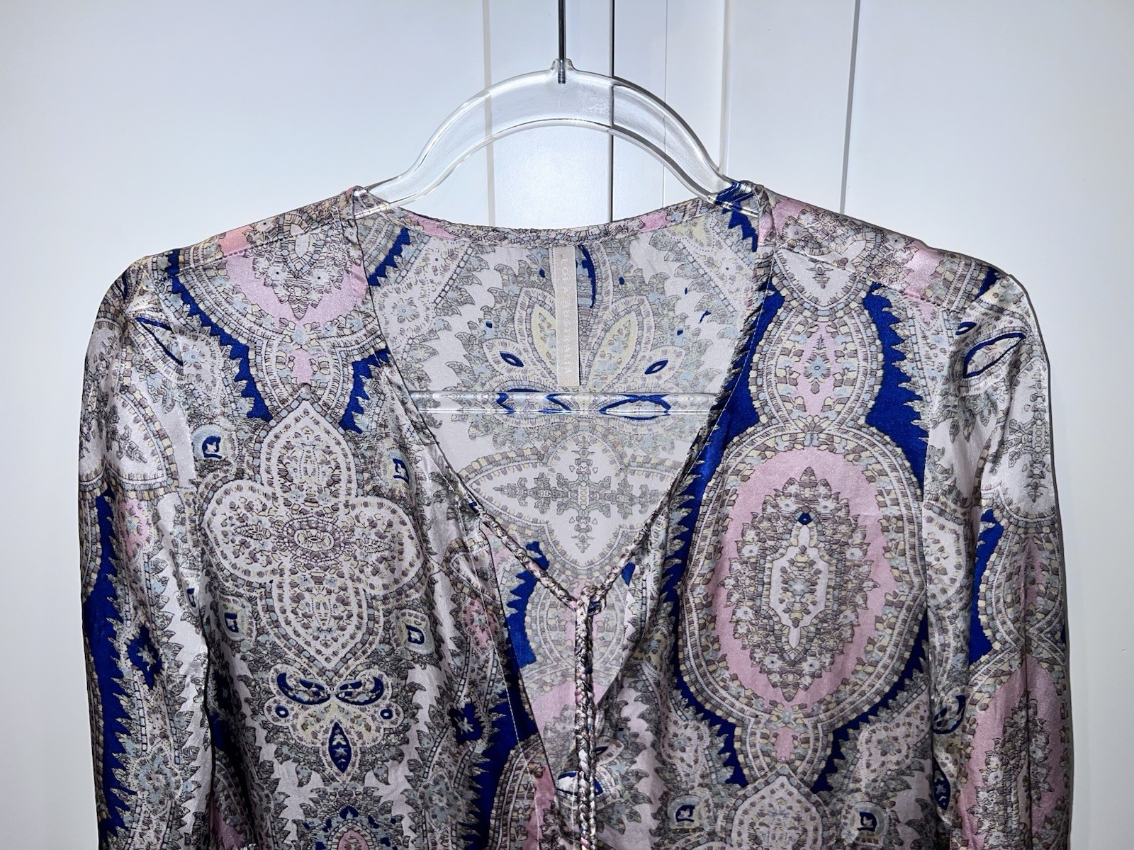 Lola Australia Silk Tiered Medallion Print Dress Size XS, Pink, Blue Long Sleeve
