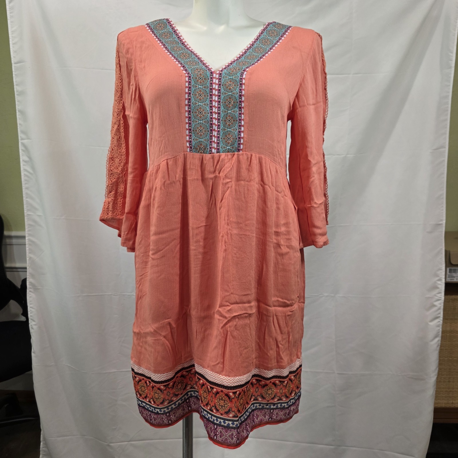 White Mark Large Coral Dress With Crochet-Lace Detail And Tie Back