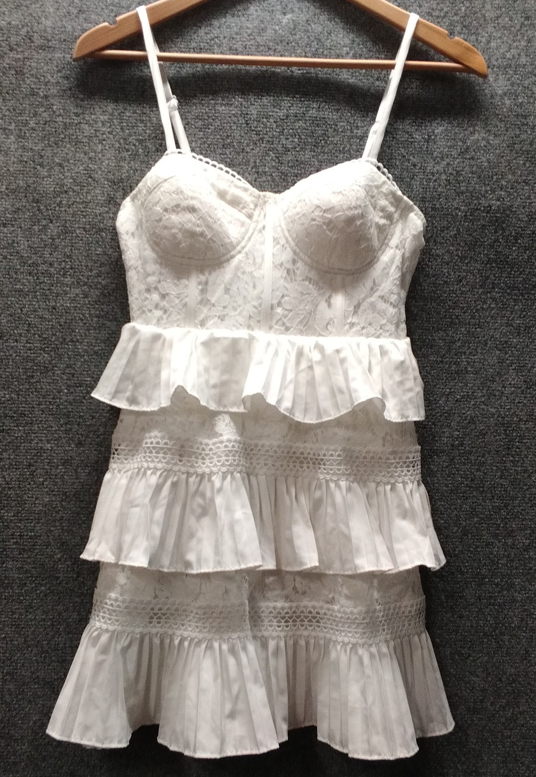 DO & BE white lace bustier tiered ruffle corset dress Womens size Small