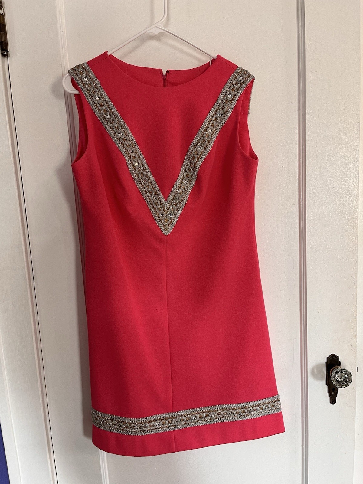 1960s True Vintage Bright Pink Shift Dress In Excellent condition