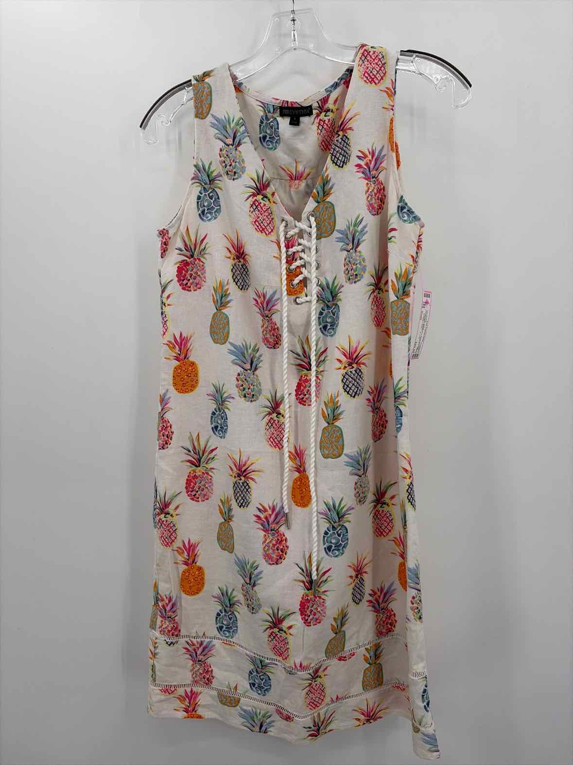 Pre-Owned For Cynthia White Size Small Printed Knee Length Sleeveless Dress