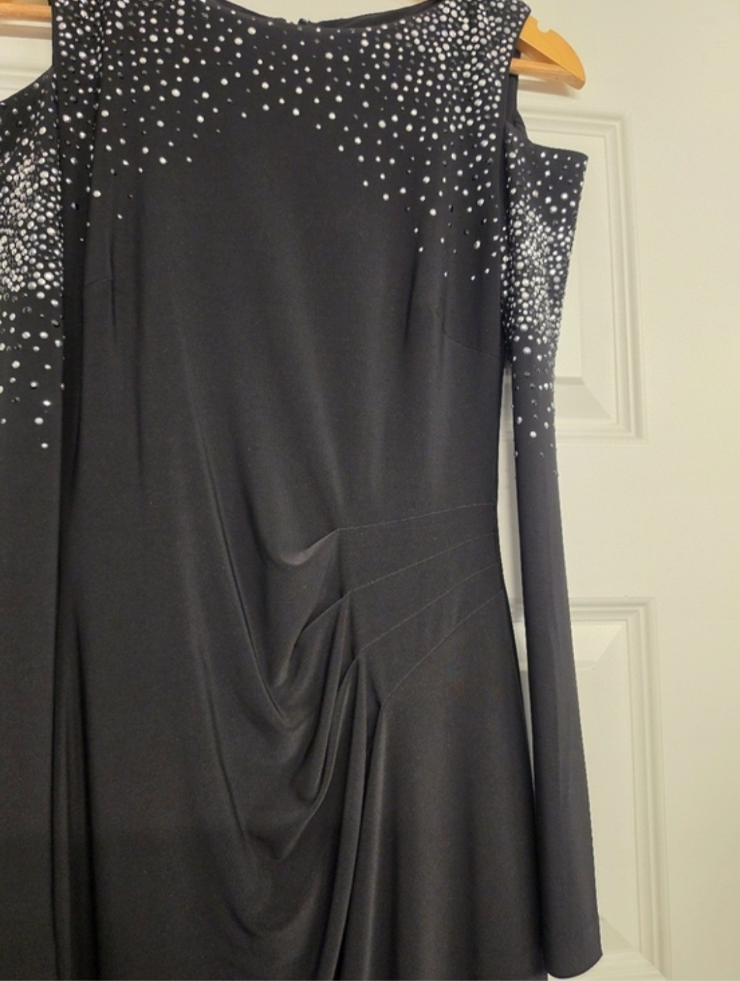 CACHÉ Vintage 2013 Black Cold Shoulder Long Sleeve Sparkle Rhinestone Midi Dress