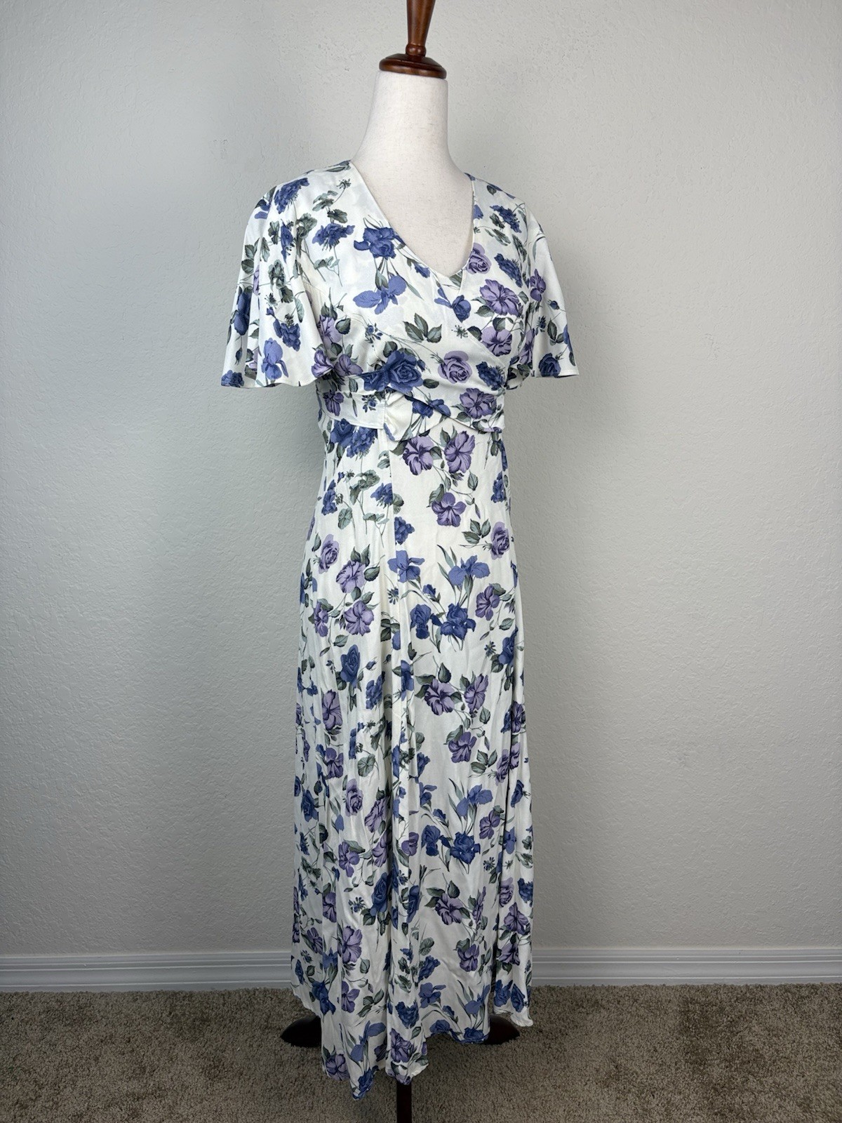 Vintage Size 4 Midi Dress Purple Floral Flutter Sleeve Cottage Tea Made In USA