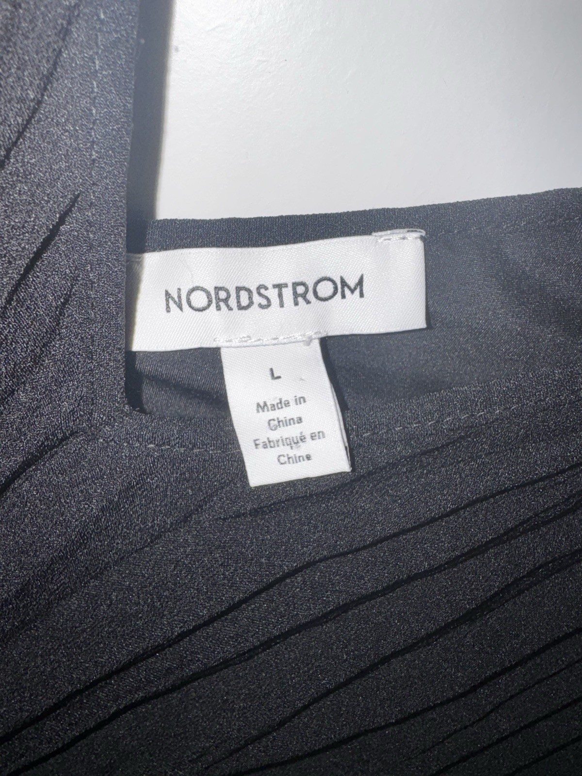 Nordstrom Women’s Black Solid Pleated V-Neck Sleeveless Lined Midi Dress L