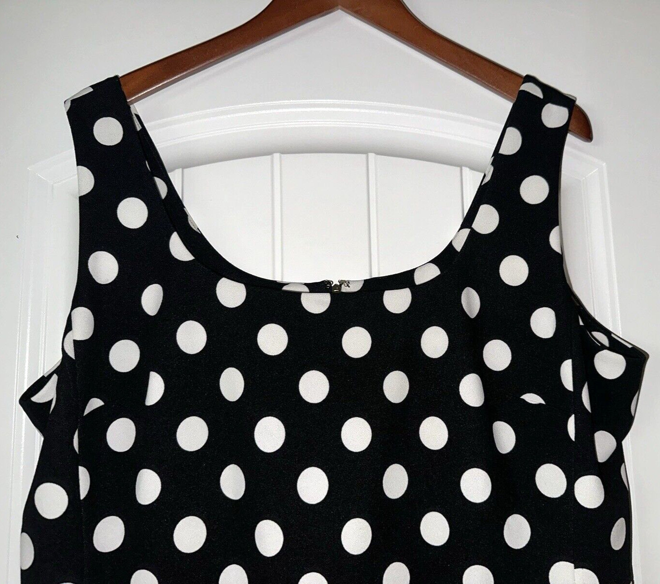 KARL LAGERFELD PARIS Black and White Polka Dot 96 Polyester/4 Spande DRESS (16)