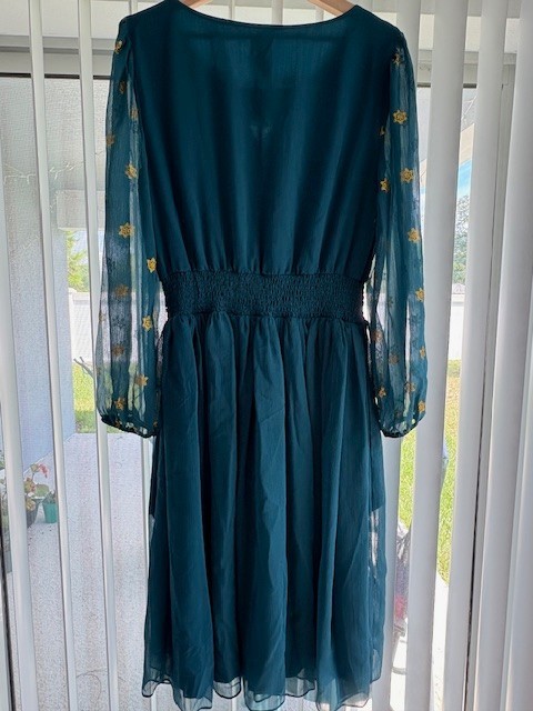 NEW With Tag Disney Parks Dress Shop Aladdin Princess Jasmine Dress Large