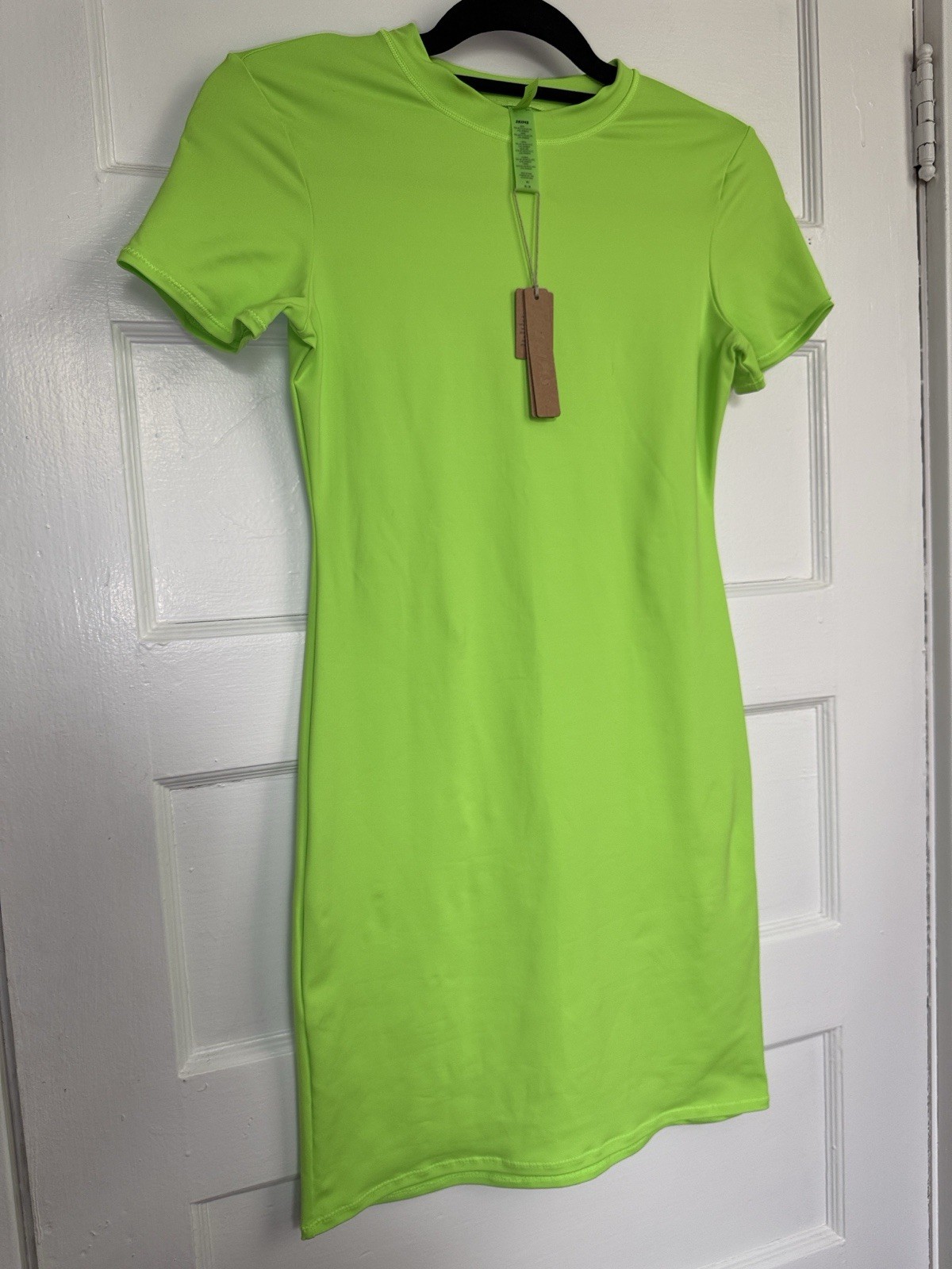 SKIMS Neon Green Crew Neck Short Sleeve Stretch Bodycon Mini Dress Size M Swim