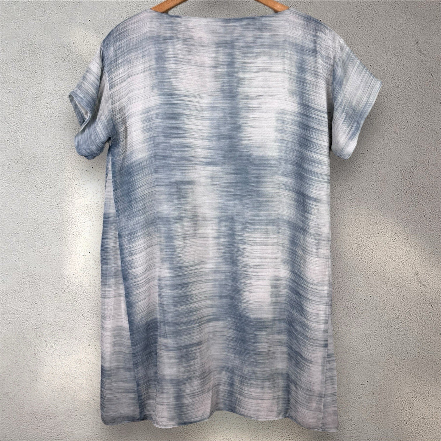 Eileen Fisher 100% Silk Bateau Neck Short-Sleeve Shift Dress Size Medium