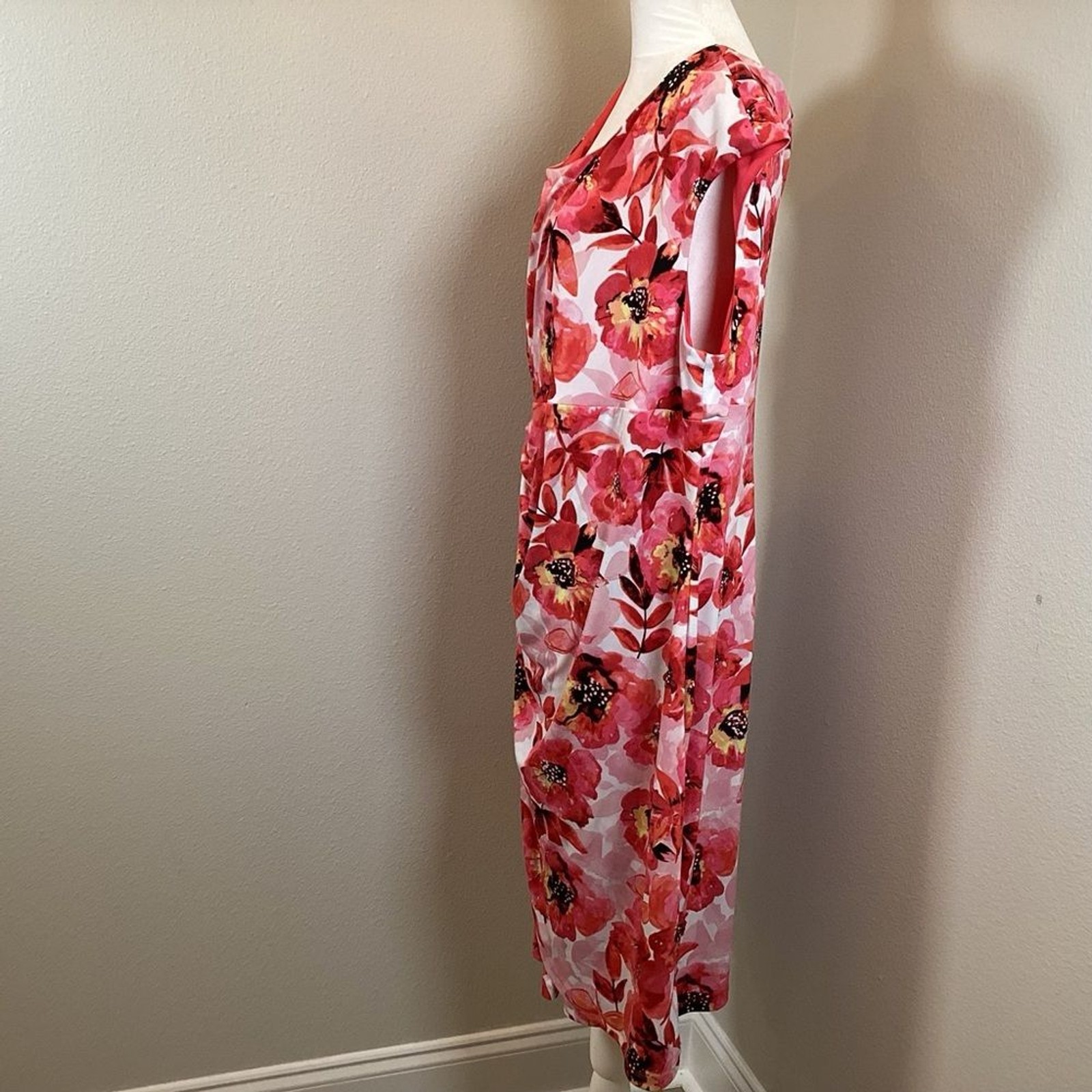 NWT Connect Apparel Twisted Front Draped Faux Wrap Floral Midi Dress Plus Sz 20
