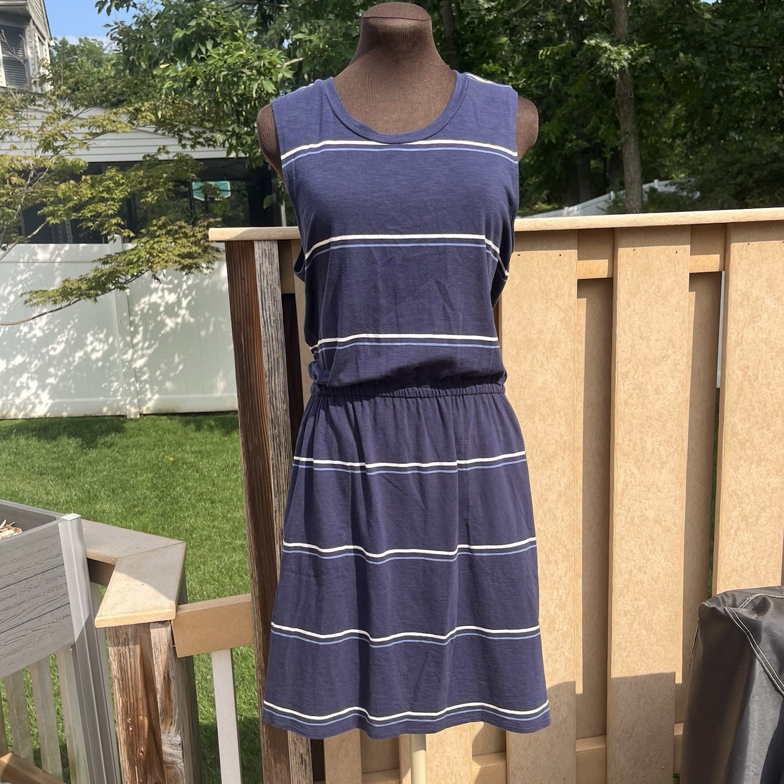 Carve Designs Stretch Sleeveless Striped Dress with Pockets Sz M Casual Coastal
