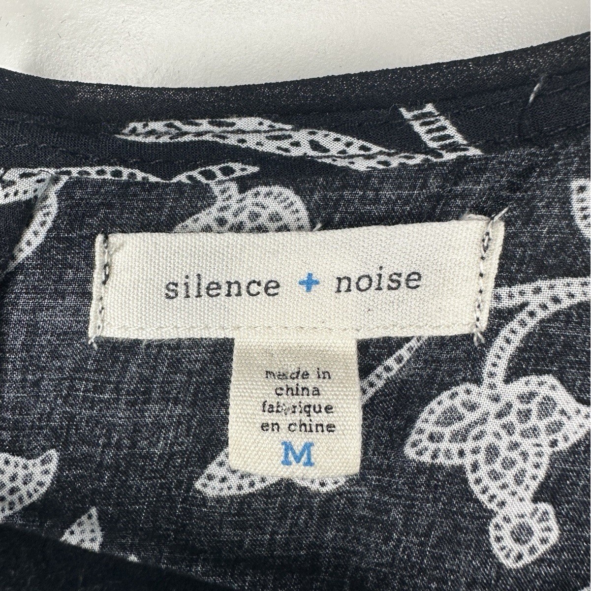 Silence + Noise Black Floral Shift Mini Dress M Urban Outfitters Boho Whimsigoth
