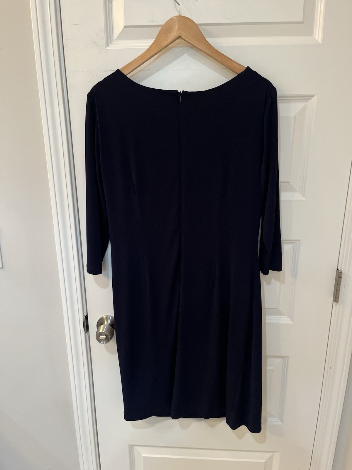 Laura Jeffries Navy Blue Ruched Sheath Dress Gold Buckle Accent Size 16 Classic