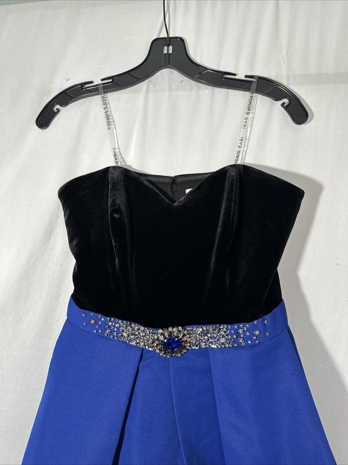 NWT $895 Sachin & Babi [ 6 ] Siobhan Embellished Velvet Faille Gown Black J1476