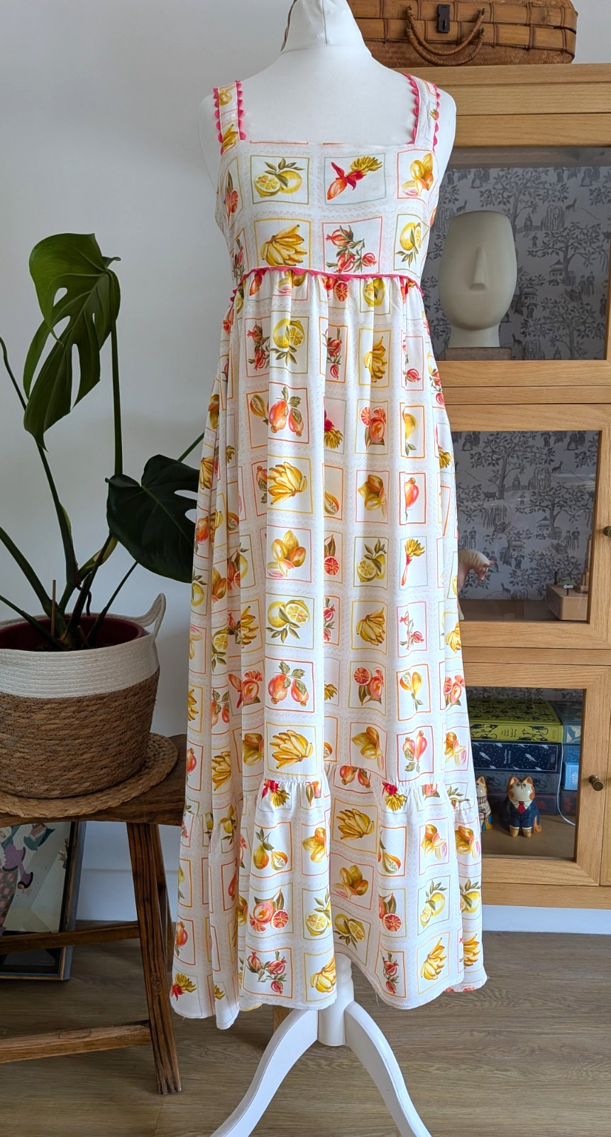 Vintage inspired 1970 look smocked pinafore dress Paper Hearts Australia size 8