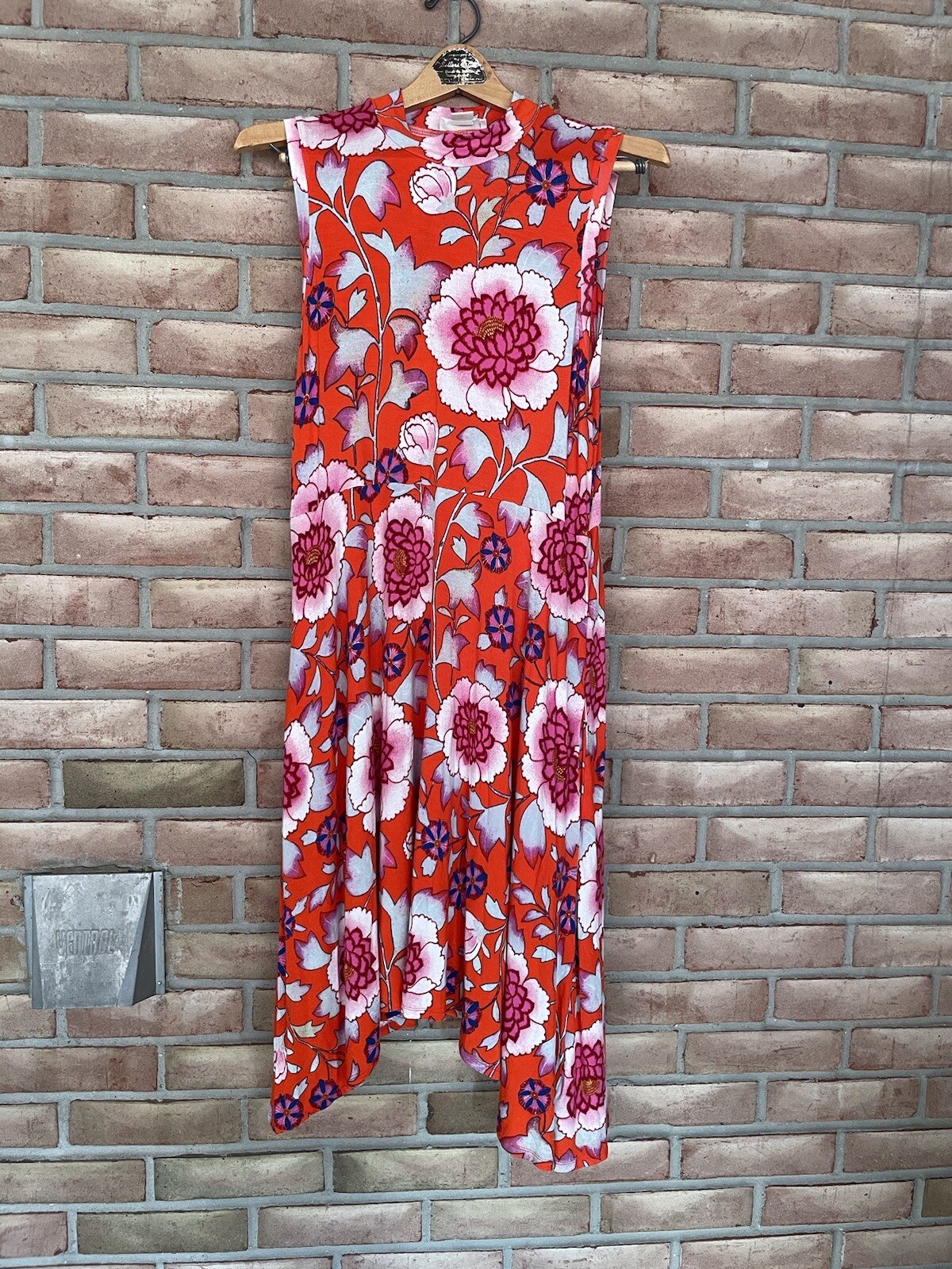 Maeve by Anthropologie Red Floral Sleeveless Asymmetrical Hem Dress Size LP.