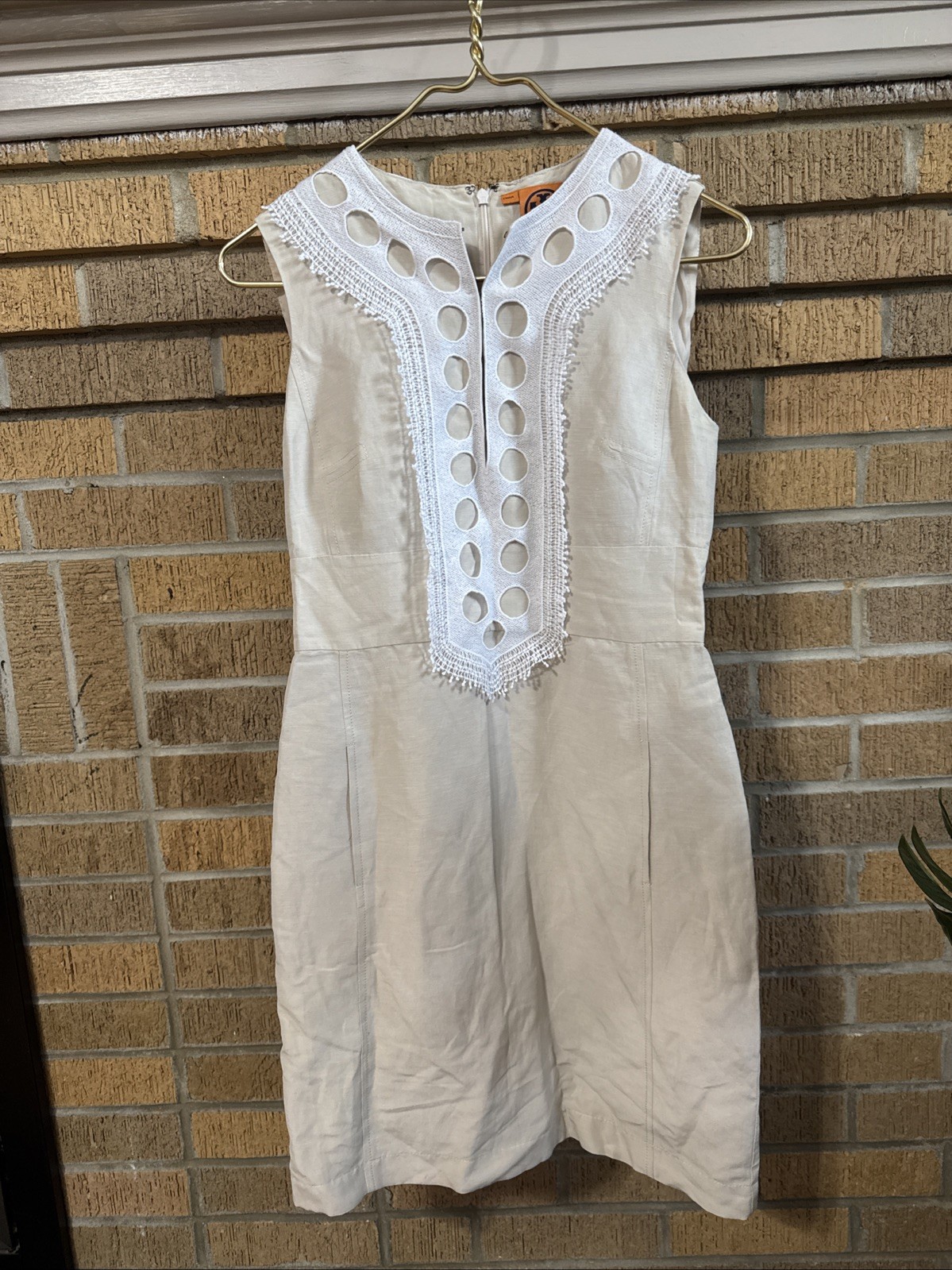 Tory Burch White Embroidered Linen Mini Dress Boho Shift Sleeveless Size 4 Beige