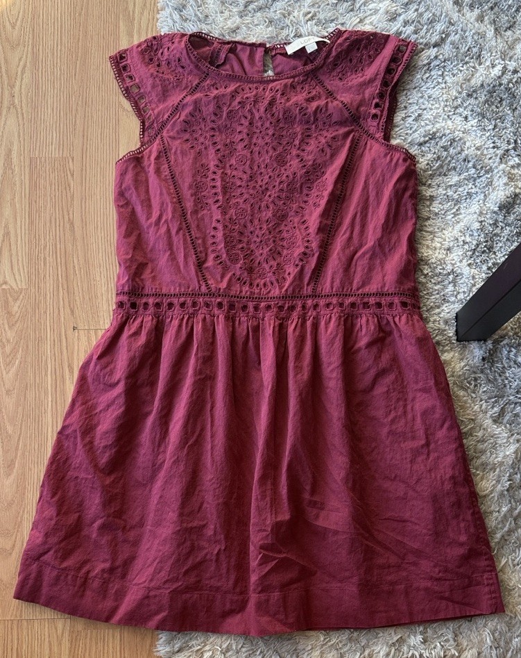 Garnet Women’s Lace Top Dress Loft Size Small Above/at Knee Length