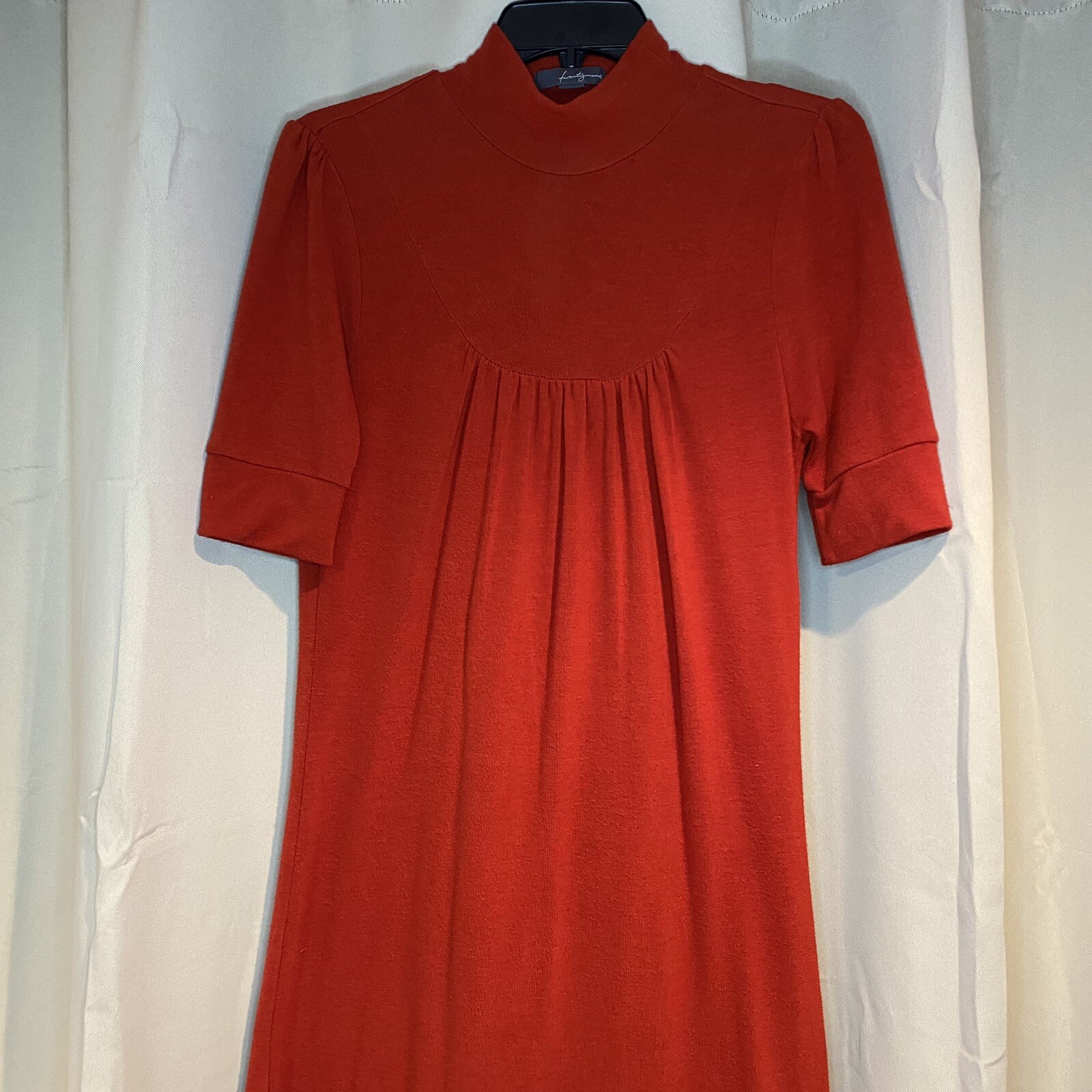 TWENTY ONE MIDI MOD PLEATED FRONT KNIT DRESS