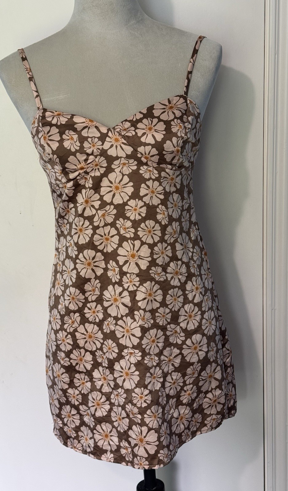 RSQ XS Brown White Daisy Floral Satin Sweetheart Tie Back Mini Slip Dress