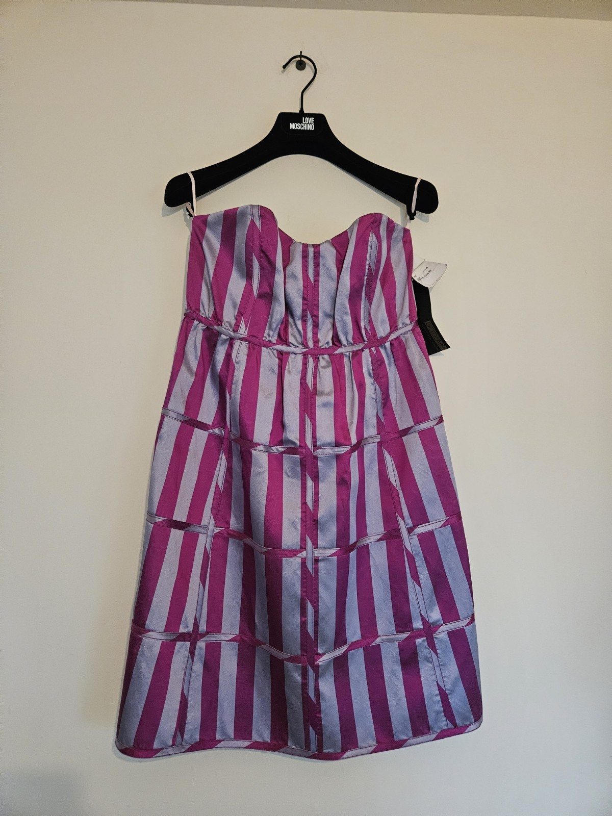 Lullaby. 100% Silk Dress. UK 10. Built in Bra. Strapless. Striped. Brand New