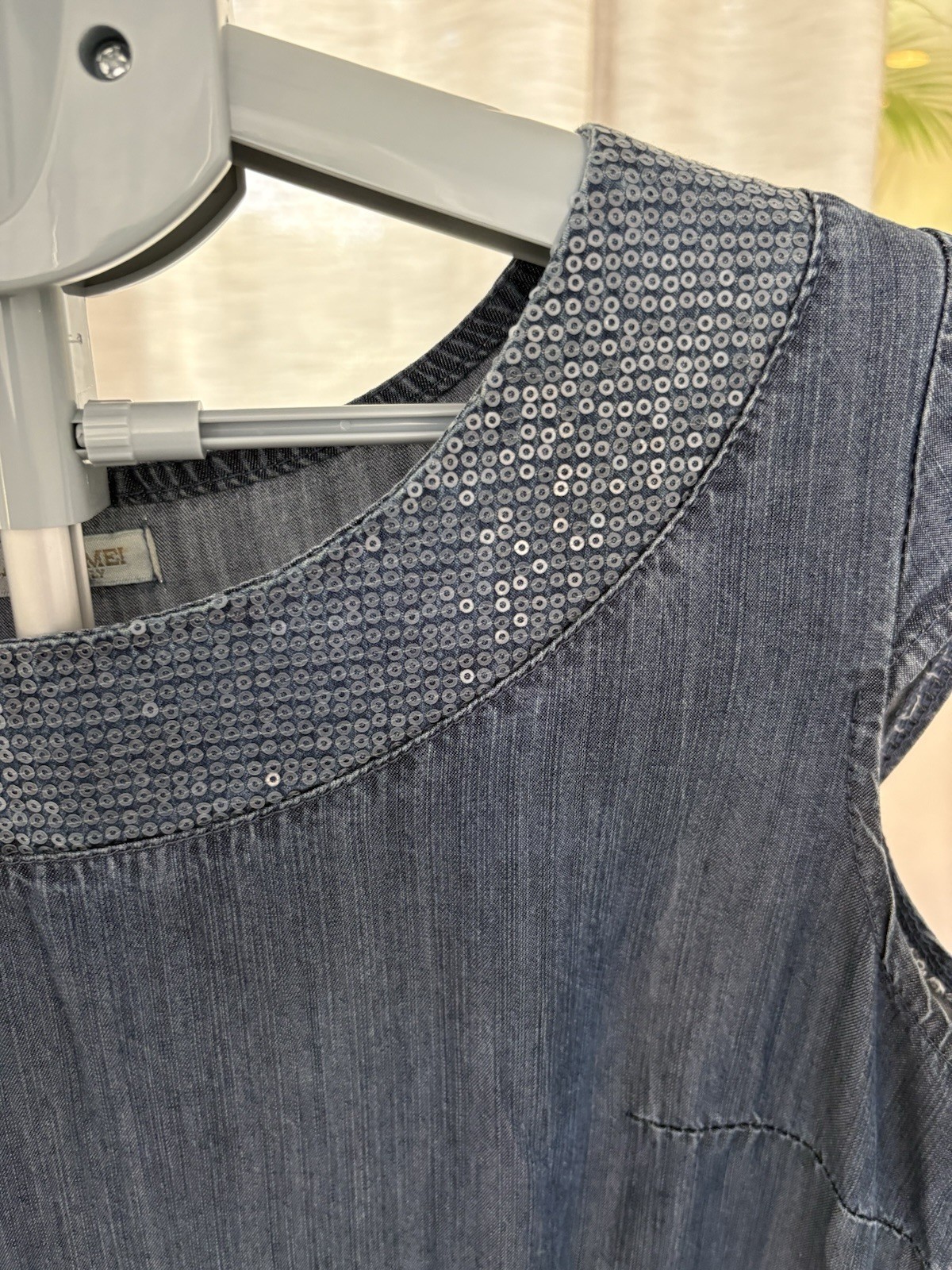 Lina Tomei Chambray Sequin Neck Shift Dress Size L– made in Italy – 100% tencel