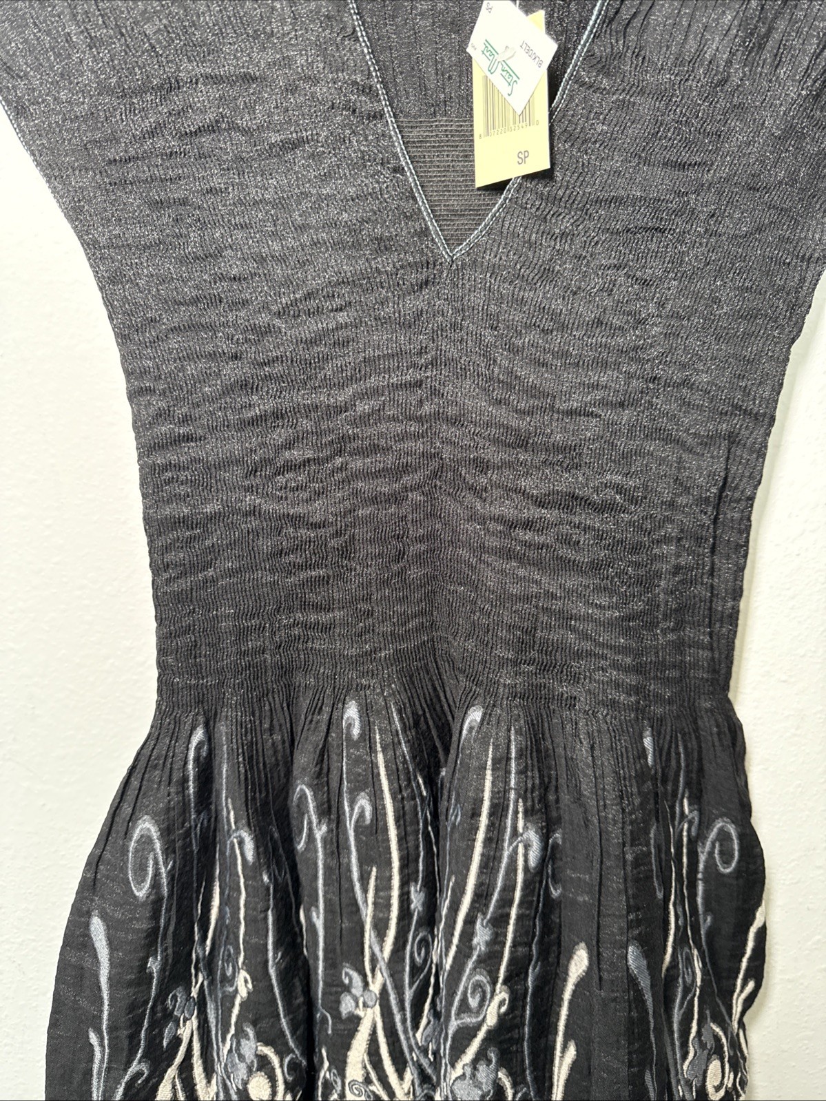 NWT Max Edition Black Multi Stretch Smocked Fit And Flare Dress Sz Petite Small