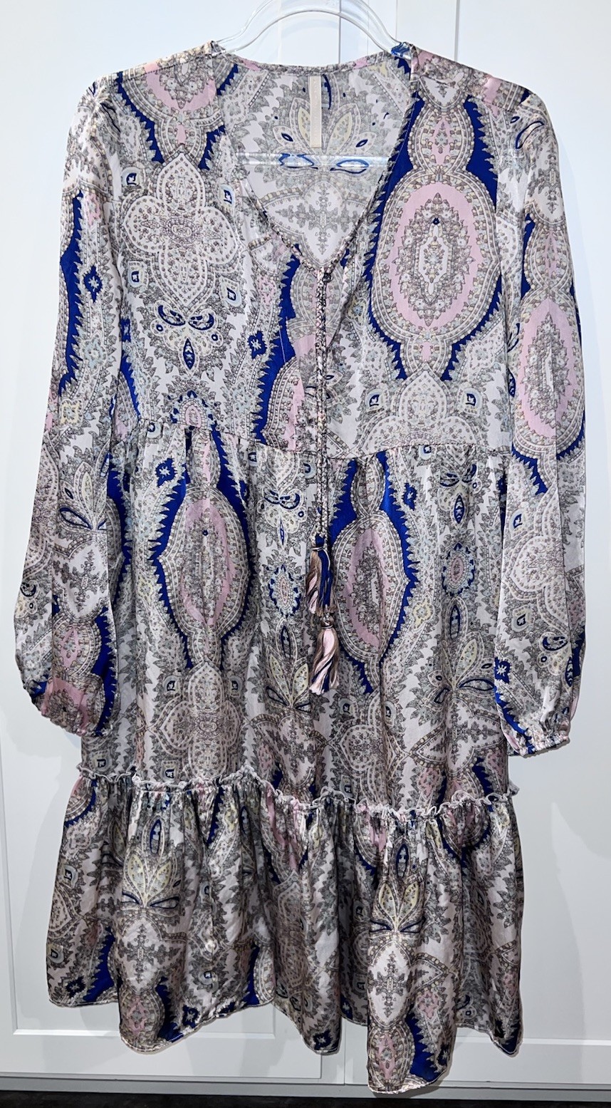 Lola Australia Silk Tiered Medallion Print Dress Size XS, Pink, Blue Long Sleeve
