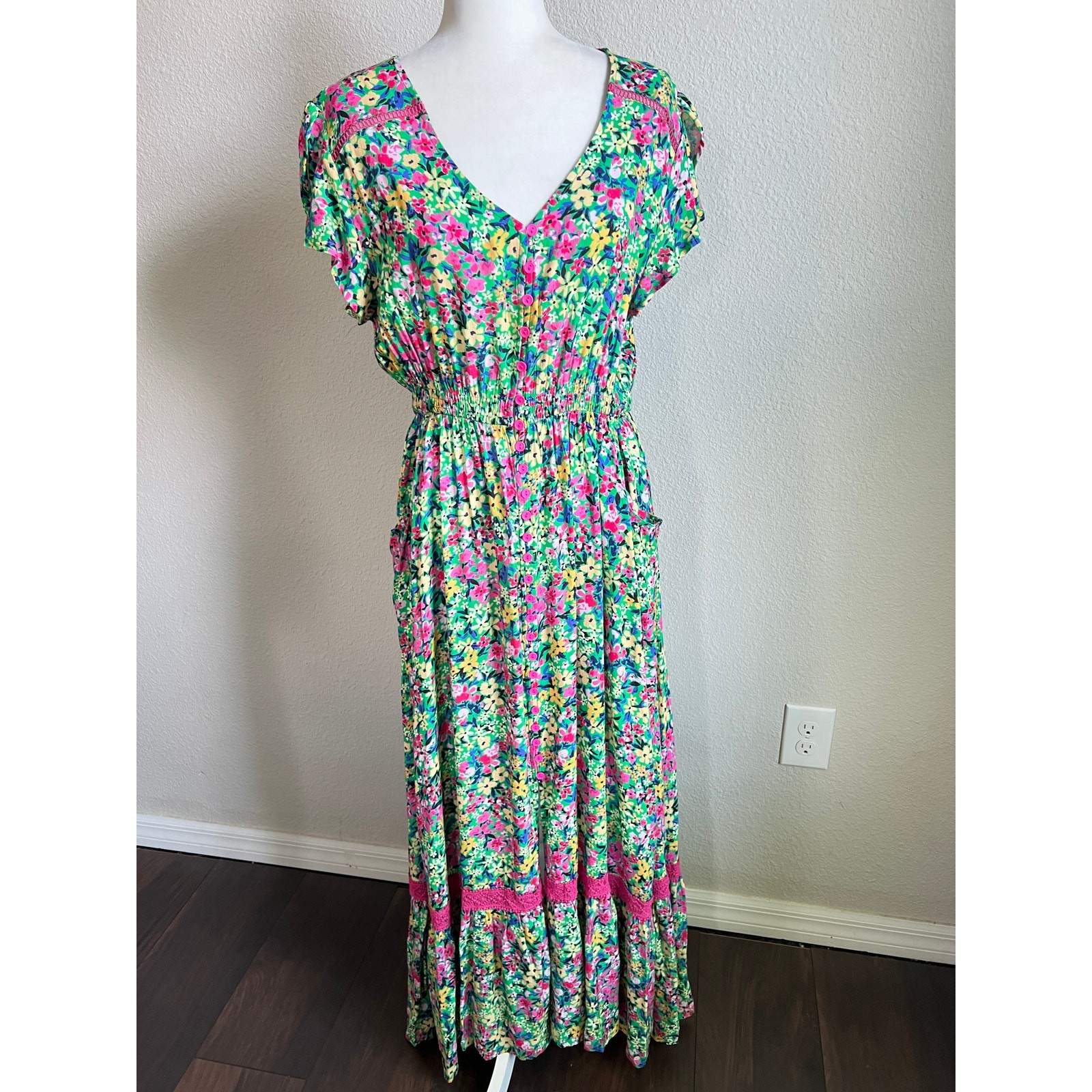 Proud Poppy Louisa Green Floral Maxi Dress Women’s 8 Short Sleeves Cottage NEW